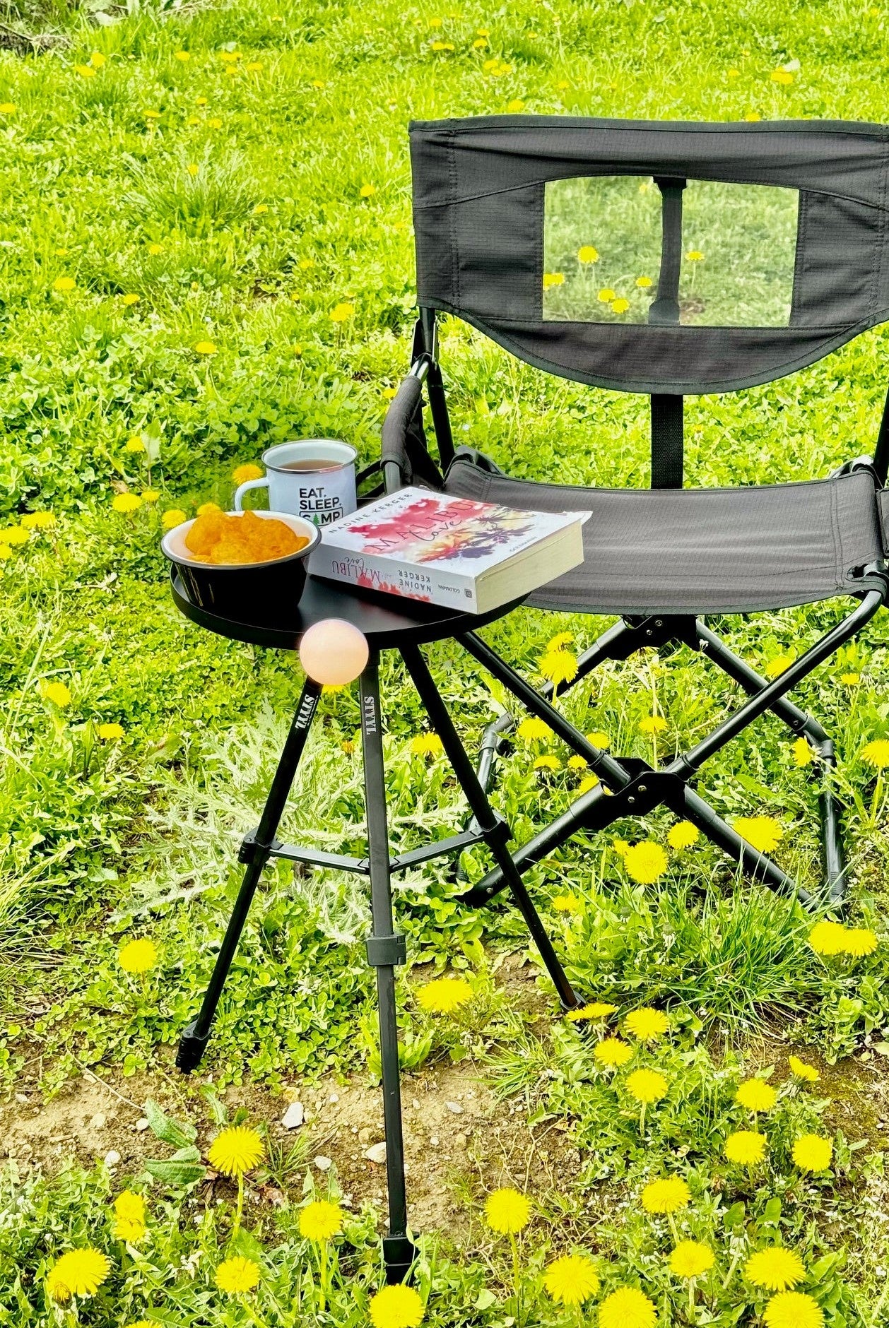 TuttY-TablettY - der magnetische Beistelltisch / by STYYL