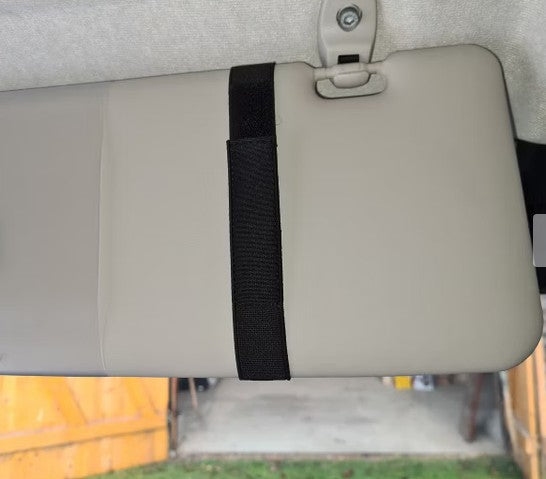 Sonnenblende Tasche Brillenhalter Schwarz oder Grau / klein